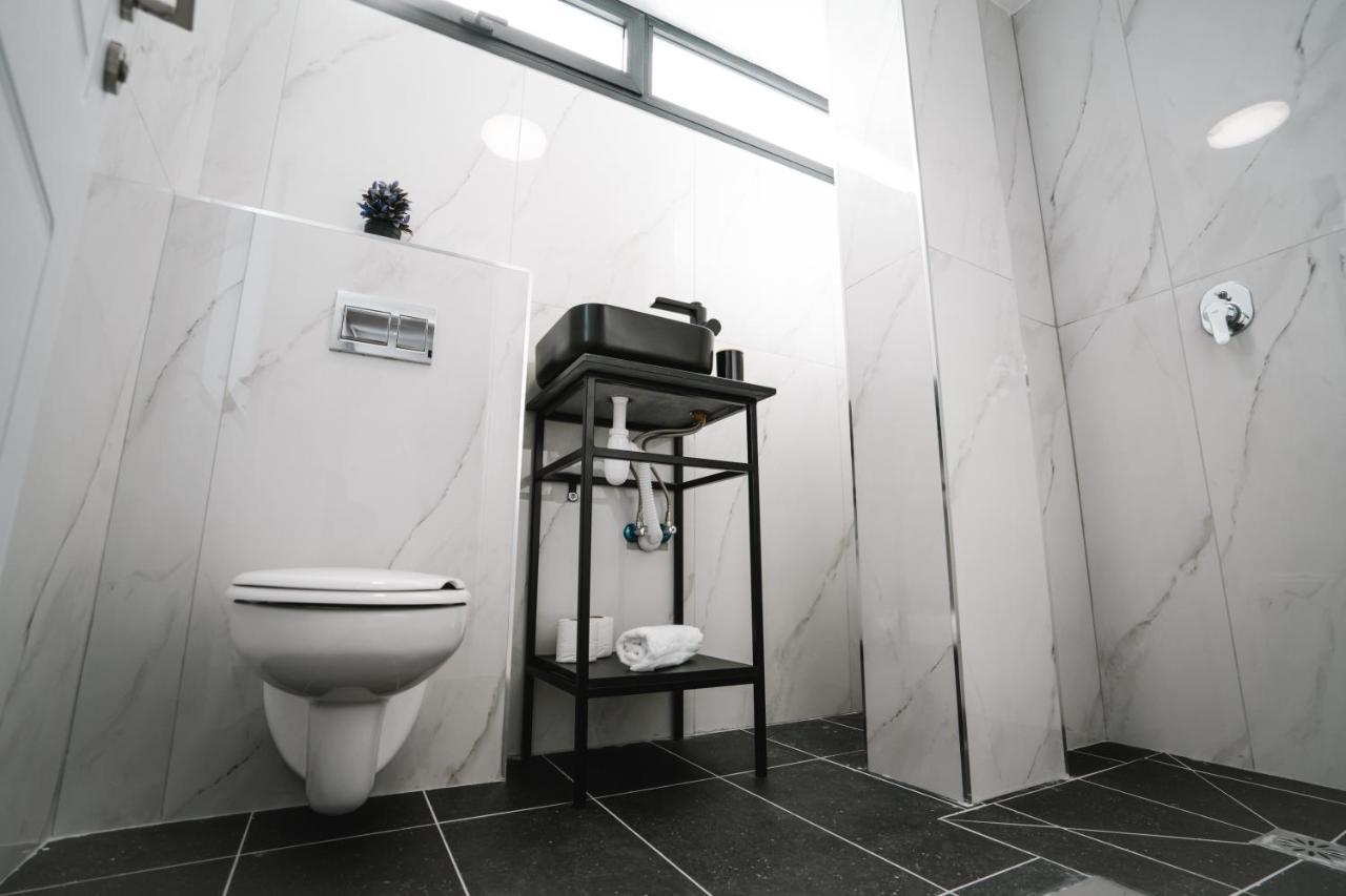 Unique Hotel アシュドッド エクステリア 写真